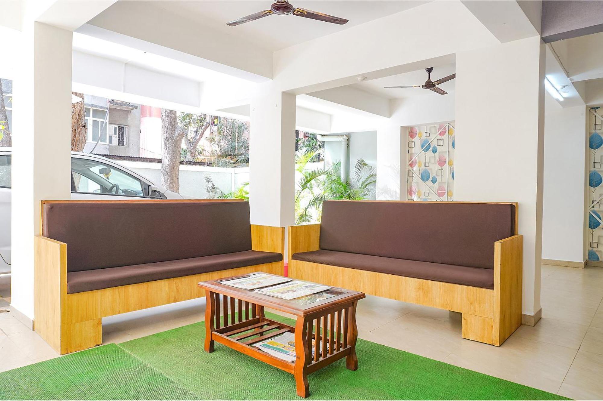 Fabhotel Saffron Inn I - Nr Darshan Museum Poona Buitenkant foto